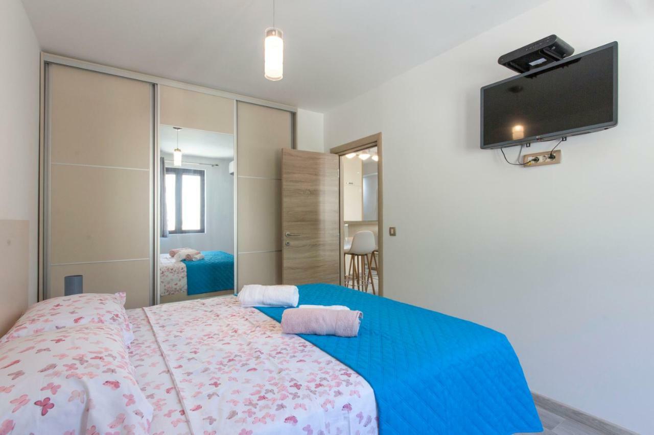 Apartment Medusa Risan Esterno foto